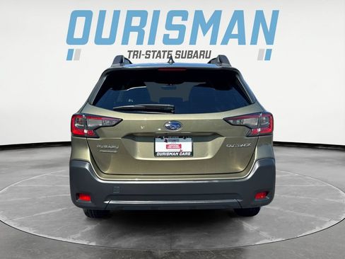Certified 2024 Subaru Outback Premium AWD/4WD image 5
