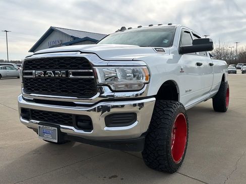 Used 2022 RAM 3500 Tradesman image 8