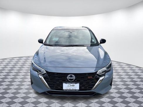 Used 2025 Nissan Sentra SR w/ SR Premium Package image 7