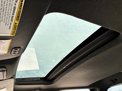 Used 2015 Ford F250 Platinum w/ FX4 Off-Road Package image 14