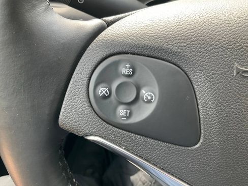 Used 2016 Chevrolet Impala LT w/ Convenience Package FWD image 7