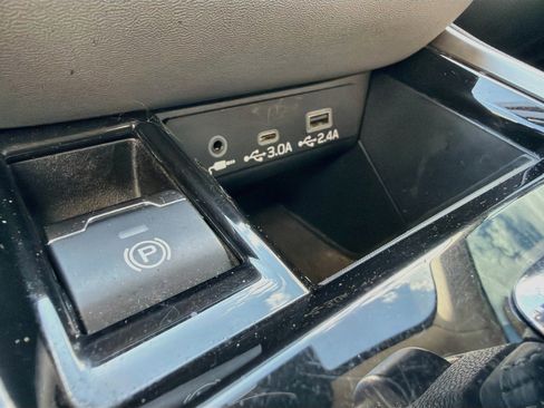 Used 2024 Subaru Outback Onyx Edition AWD/4WD image 30