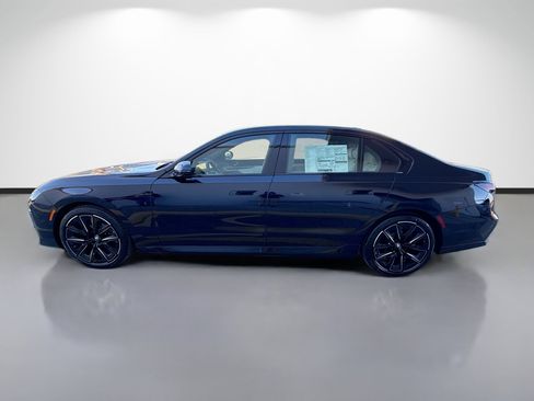 New 2026 BMW i7 xDrive60 w/ Premium Package image 6
