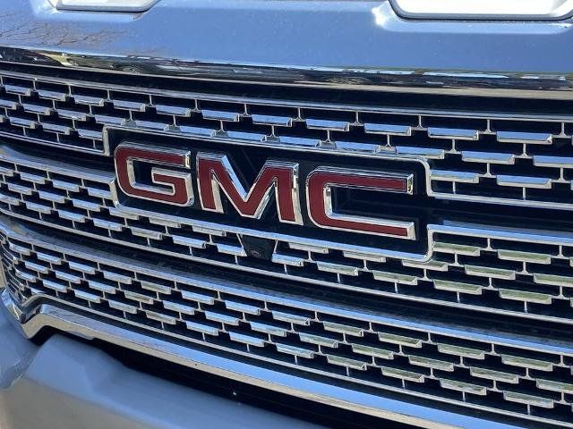 Used 2020 GMC Sierra 2500 Denali w/ Technology Package AWD/4WD image 26