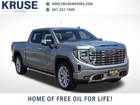 Used 2024 GMC Sierra 1500 Denali w/ Technology Package AWD/4WD image 1