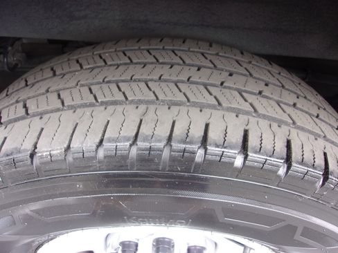 Used 2016 Chevrolet Express 3500 LT w/ LT Preferred Equipment Group image 11