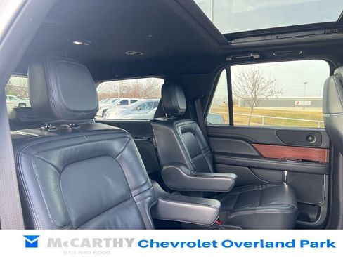 Used 2023 Lincoln Navigator Reserve AWD/4WD image 37