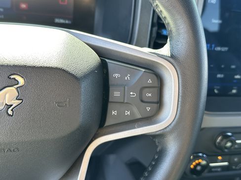 Used 2024 Ford Bronco Black Diamond image 17