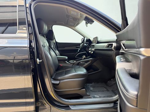 Used 2022 Kia Telluride LX AWD/4WD image 34