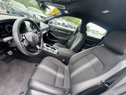 Used 2025 Honda Civic Sport image 11