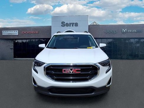 Used 2021 GMC Terrain SLE w/ Driver Convenience Package AWD/4WD image 2