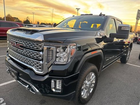 Used 2022 GMC Sierra 2500 Denali w/ Denali Ultimate Package image 1