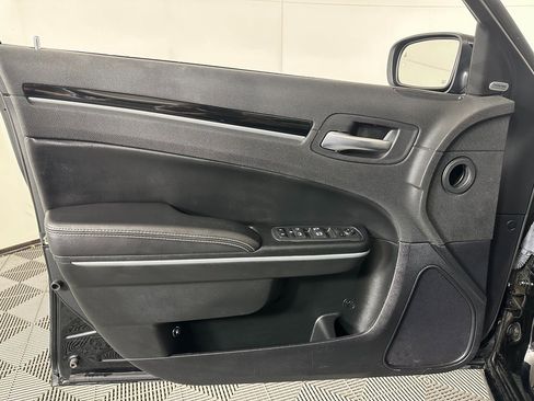 Used 2023 Chrysler 300 S image 22