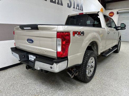 Used 2017 Ford F250 Lariat w/ Chrome Package image 42