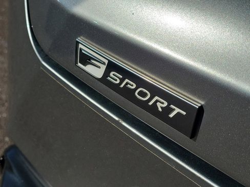 Used 2019 Lexus UX 200 F Sport w/ F Sport Premium Package image 8