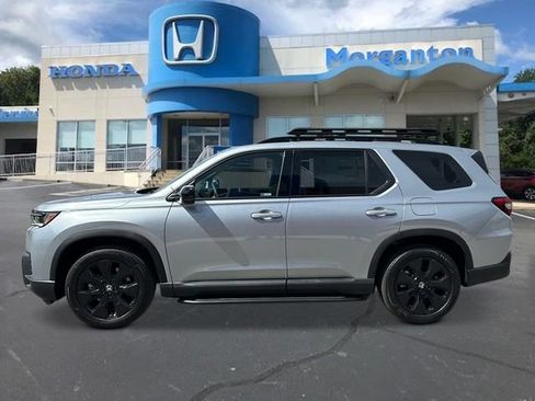 New 2026 Honda Pilot Black Edition image 2