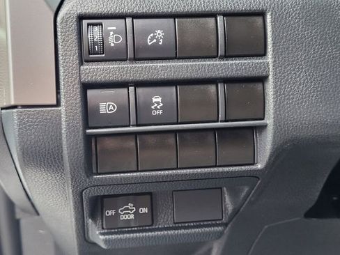 Used 2024 Toyota Tacoma SR5 AWD/4WD image 13