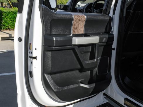 Used 2019 Ford F250 Lariat w/ Lariat Ultimate Package image 48