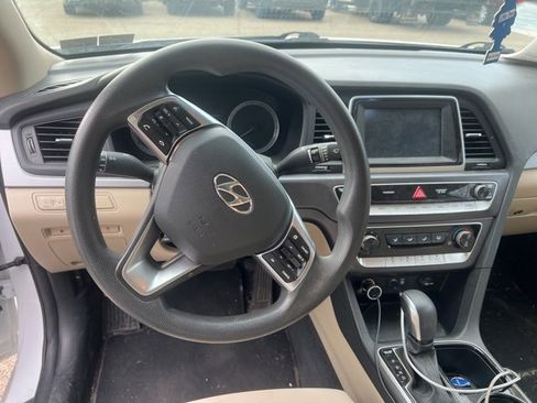 Used 2018 Hyundai Sonata SE image 7