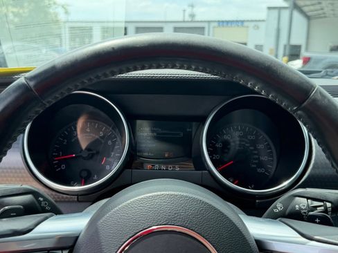 Used 2019 Ford Mustang GT Premium w/ GT Performance Package RWD image 15