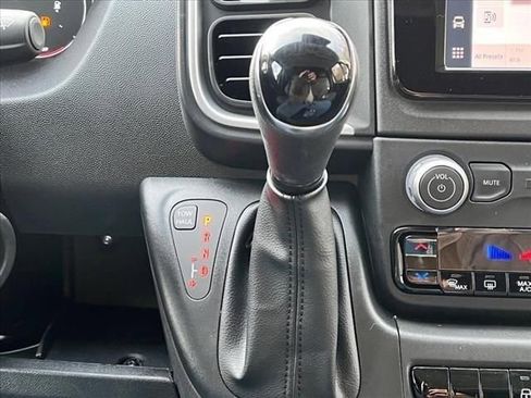 New 2025 RAM ProMaster 3500 w/ Quick Order Package 22G SLT image 18