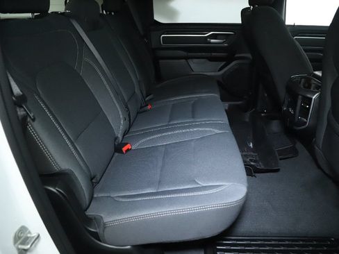 Used 2023 RAM 1500 Big Horn AWD/4WD image 36