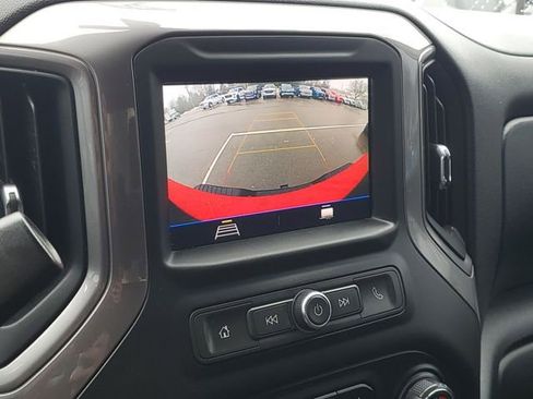 Used 2020 Chevrolet Silverado 2500 Custom w/ Custom Value Package image 16