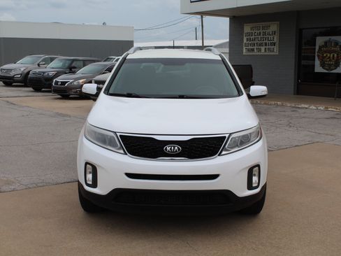 Used 2014 Kia Sorento LX AWD/4WD image 12
