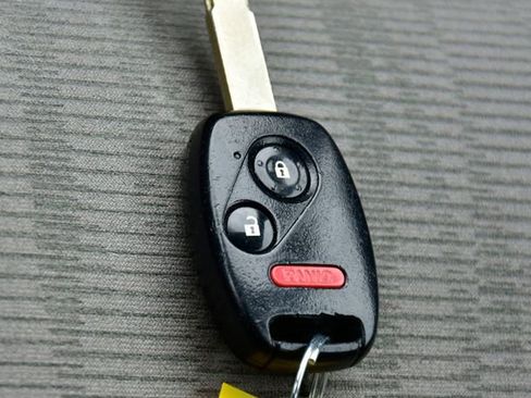 Used 2013 Honda CR-V LX image 25