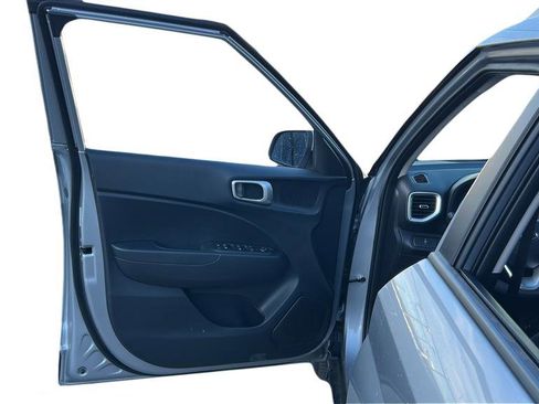 New 2026 Hyundai Venue SEL FWD image 11