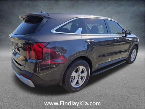 New 2026 Kia Sorento LX image 3