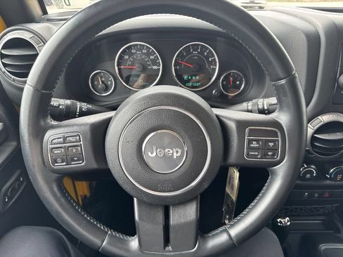 Used 2015 Jeep Wrangler Unlimited Sport w/ Quick Order Package 24S AWD/4WD image 16