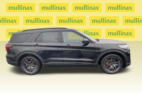 New 2026 Ford Explorer ST w/ Sun And Sound Package image 2