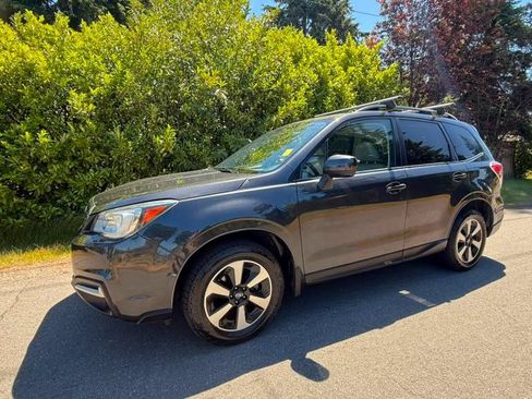 Used 2018 Subaru Forester 2.5i Premium AWD/4WD image 20