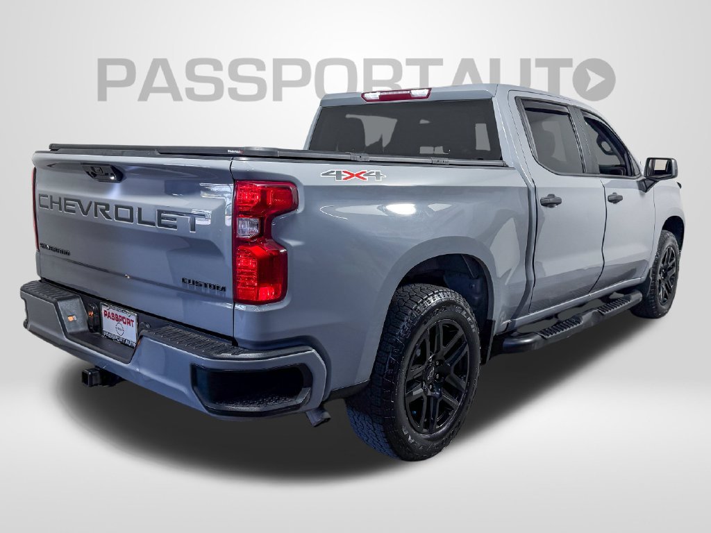 Used 2024 Chevrolet Silverado 1500 Custom w/ Turbomax Blackout Package AWD/4WD image 9