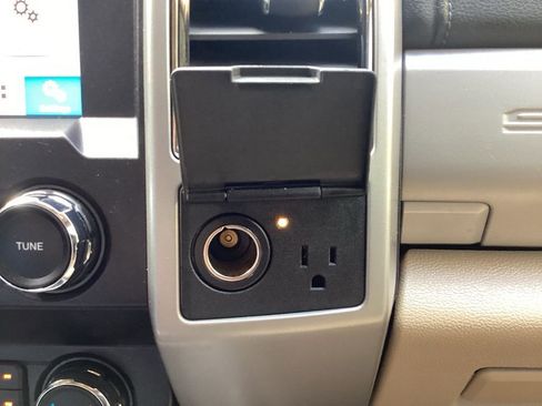 Used 2019 Ford F250 Lariat w/ Lariat Value Package AWD/4WD image 69