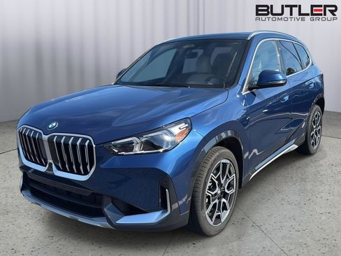 Certified 2025 BMW X1 xDrive28i w/ Technology Package image 2
