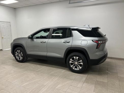 Used 2025 Chevrolet Equinox LT image 18