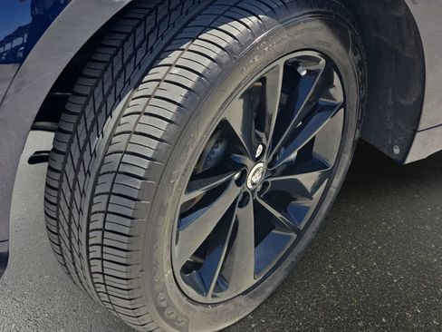 Used 2025 Jaguar F-PACE R-Dynamic S AWD/4WD image 33