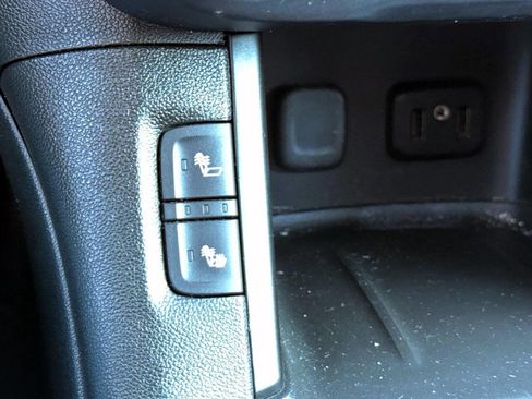 Used 2017 GMC Acadia SLE image 20