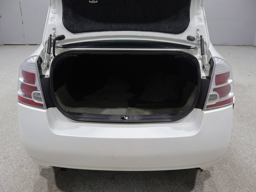 Used 2012 Nissan Sentra 2.0 S w/ Convenience Pkg FWD image 26