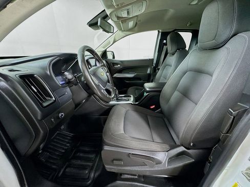 Used 2020 Chevrolet Colorado LT w/ Safety Package image 23