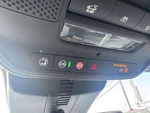 Used 2024 GMC Acadia AT4 w/ Super Cruise Package image 19