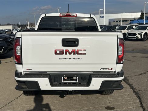 Used 2022 GMC Canyon AT4 w/ Trailering Package image 6