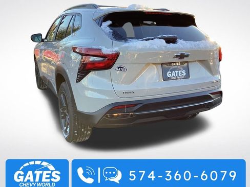 New 2026 Chevrolet Trax ACTIV image 3