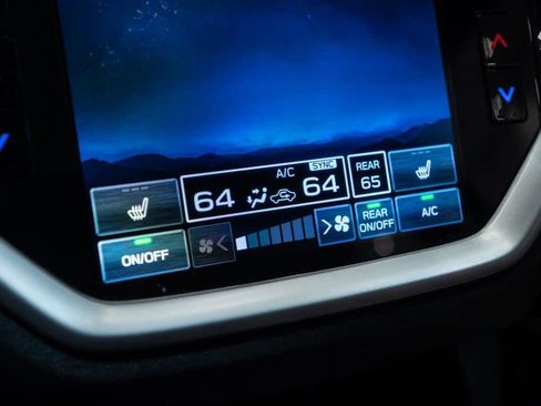 Used 2023 Subaru Ascent Premium w/ Convenience Package AWD/4WD image 27