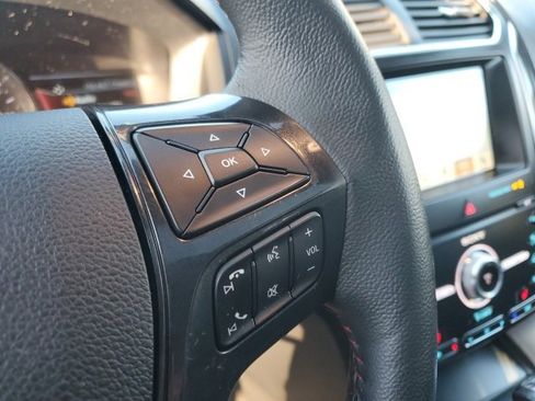 Used 2019 Ford Explorer Sport image 13