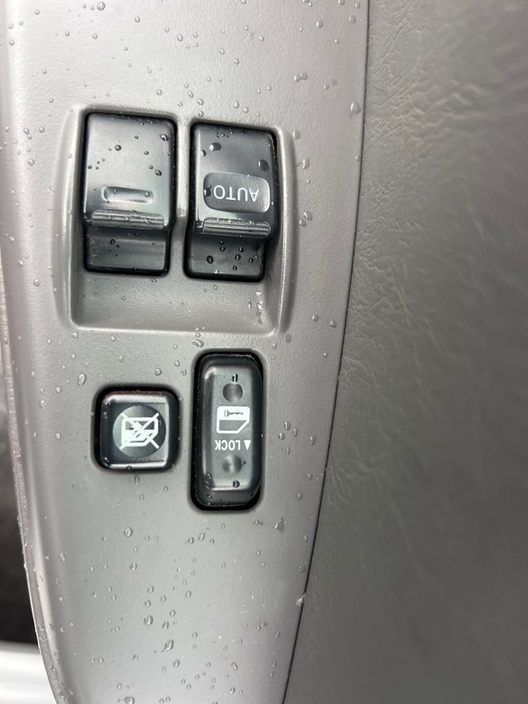 Used 2008 Toyota Solara SLE FWD image 25