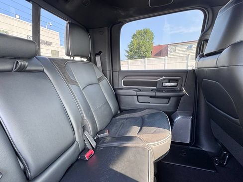 Used 2025 RAM 2500 Laramie AWD/4WD image 22