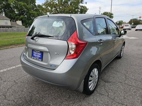 Used 2015 Nissan Versa Note SV FWD image 6